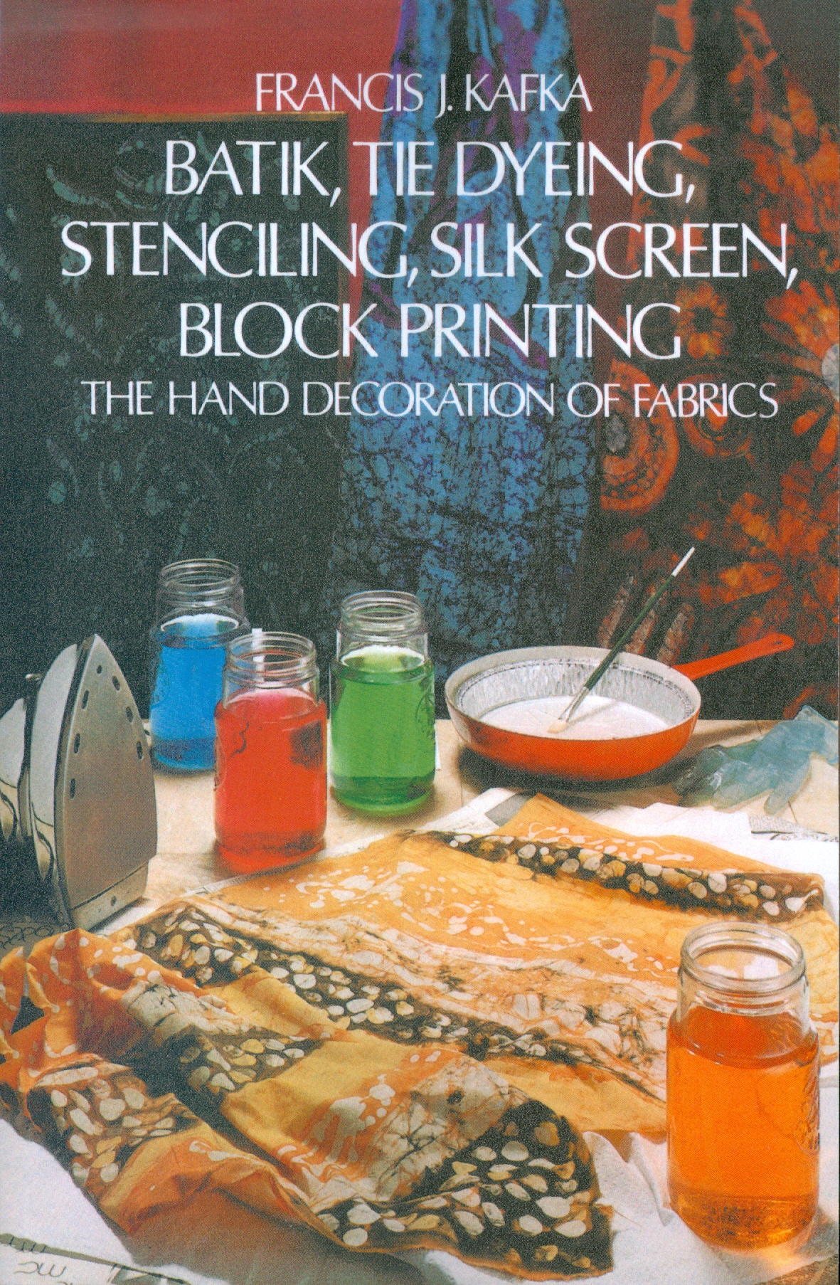 The Hand Decoration of Fabrics0001.jpg
